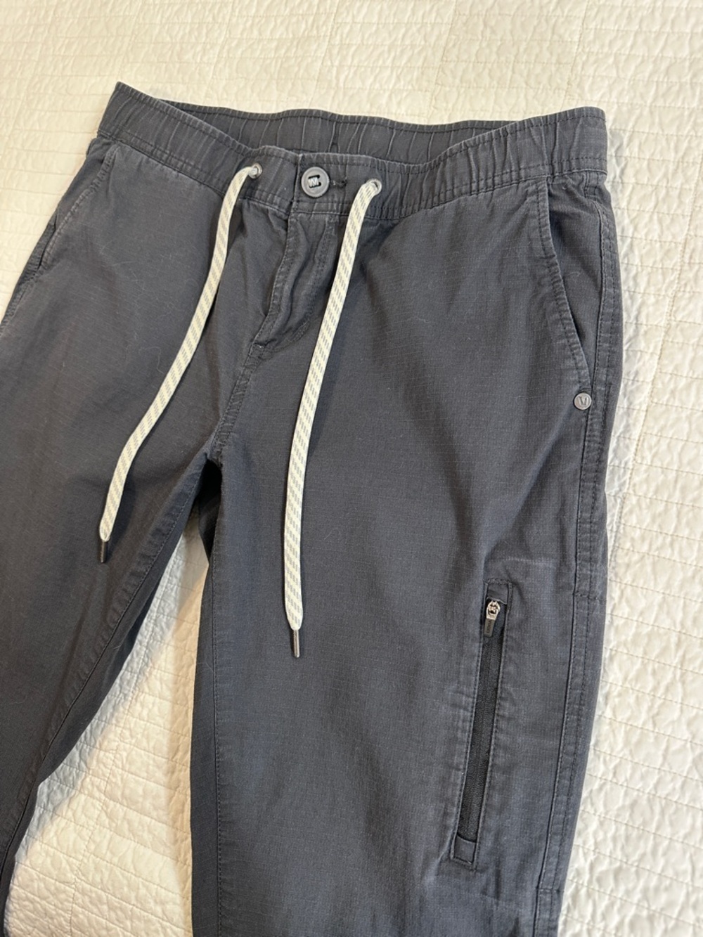 Vuori Medium Ripstop Navy Blue Organic Cotton Drawstring Joggers 29” inseam - Picture 4 of 10